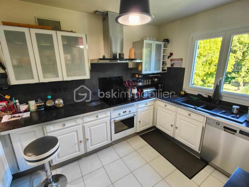 Villa - 169 m² - 6 pièces