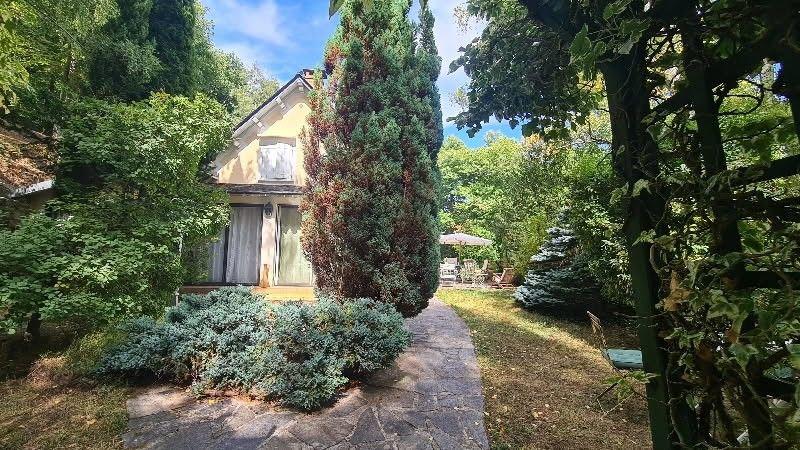 Maison - 183 m² - 8 pièces