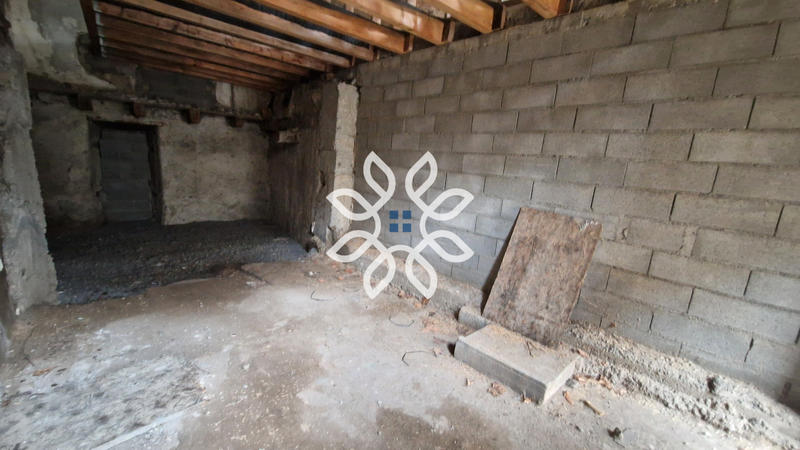 Maison - 90 m² - 2 pièces