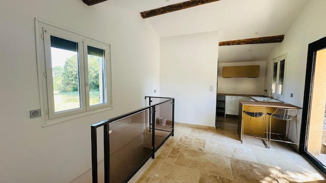 Villa - 180 m² - 6 pièces