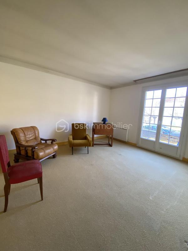 Maison - 186 m² - 7 pièces