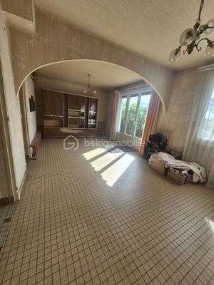 Maison - 80 m² - 4 pièces
