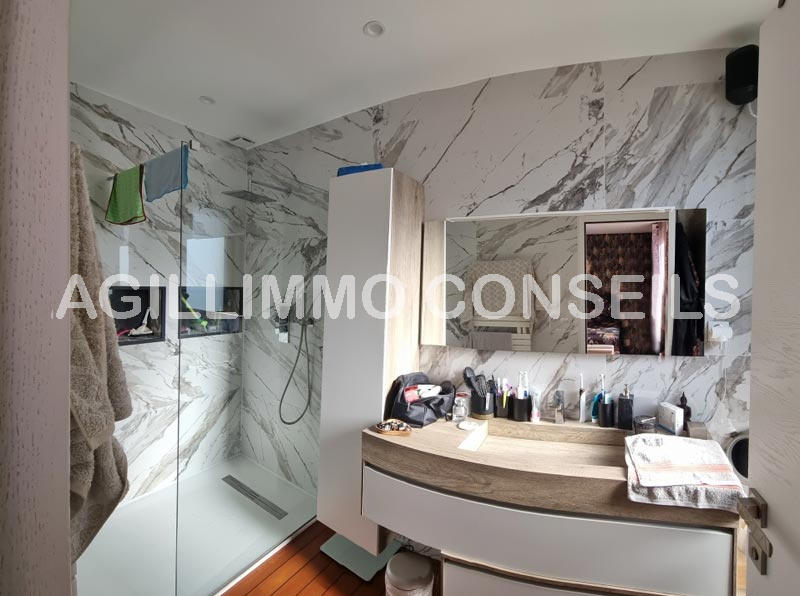 Villa - 150 m² - 5 pièces