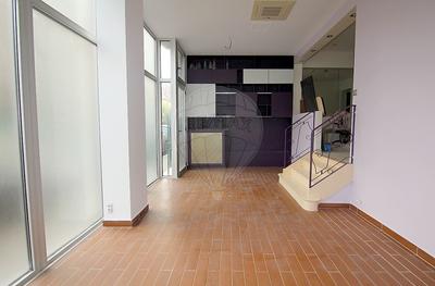 Immeuble - 153 m² - 9 pièces