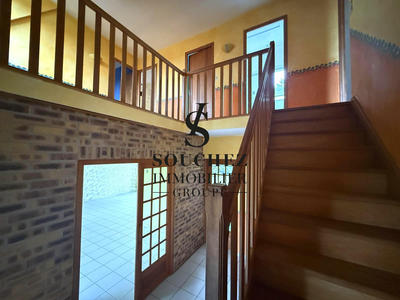 Maison - 143 m² - 8 pièces