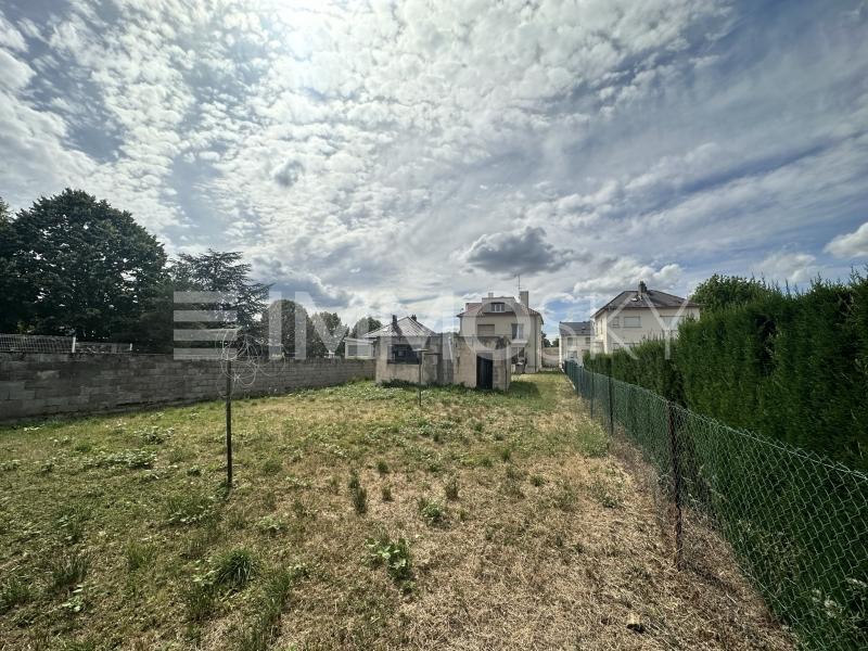 Immeuble - 210 m² - 12 pièces