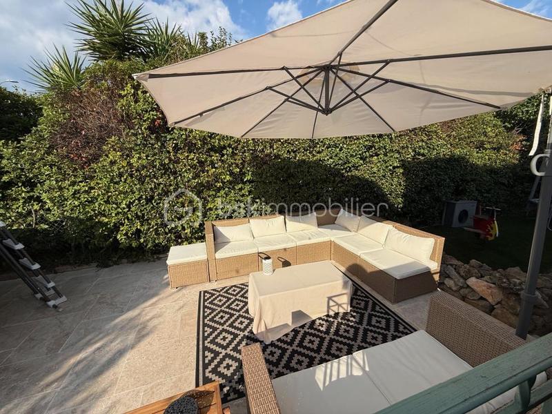 Maison traditionnelle - 110 m² - 5 pièces