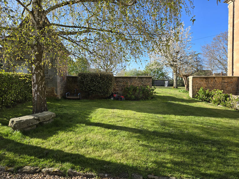 Maison - 274 m² - 11 pièces