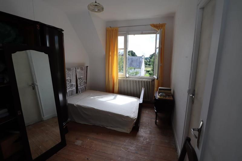 Maison - 111 m² - 7 pièces