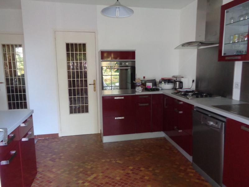 Maison - 216 m² - 10 pièces