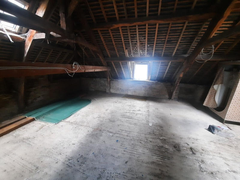 Maison - 94 m² - 5 pièces