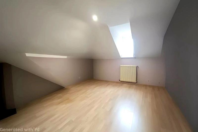 Maison - 205 m² - 9 pièces