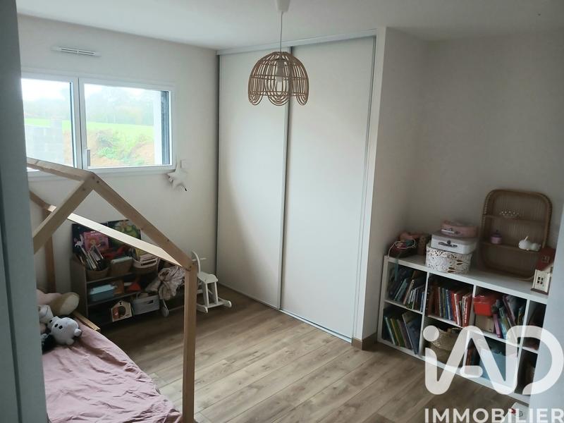 Maison - 143 m² - 6 pièces