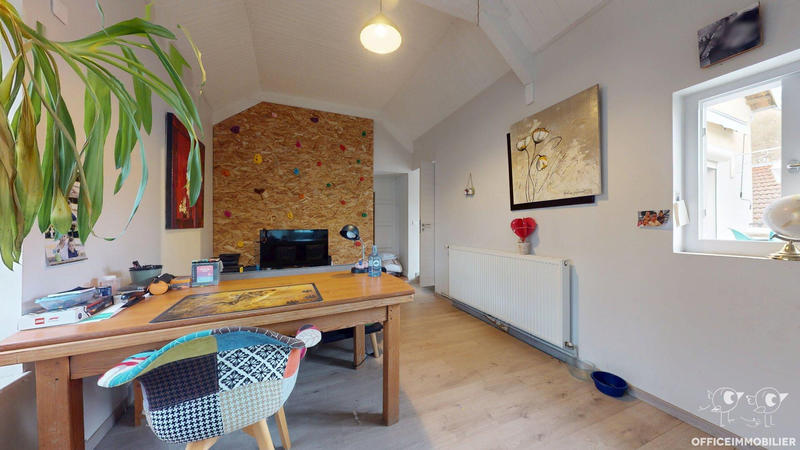 Maison - 168 m² - 6 pièces