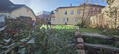 Maison - 95 m² - 5 pièces