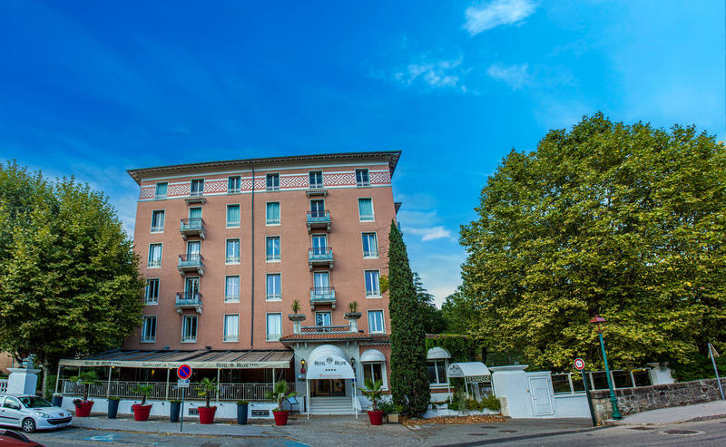 Hôtel Helvie 4*