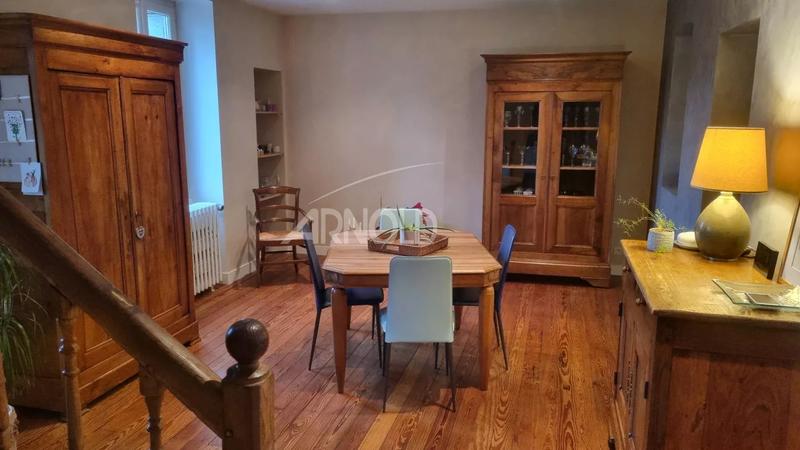 Maison - 189 m² - 9 pièces