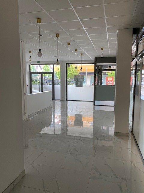 Local commercial - 86 m²
