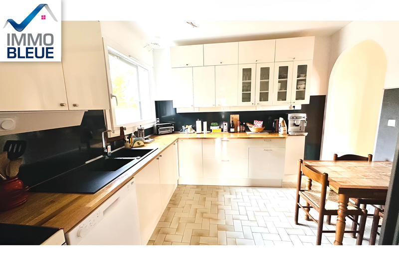 Maison - 122 m² - 4 pièces