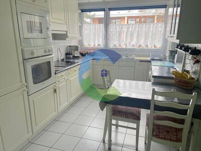 Appartement - 84 m² - 4 pièces