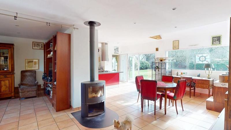 Maison - 98 m² - 5 pièces