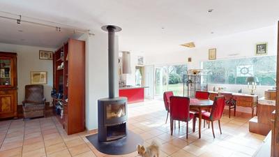 Maison - 98 m² - 5 pièces