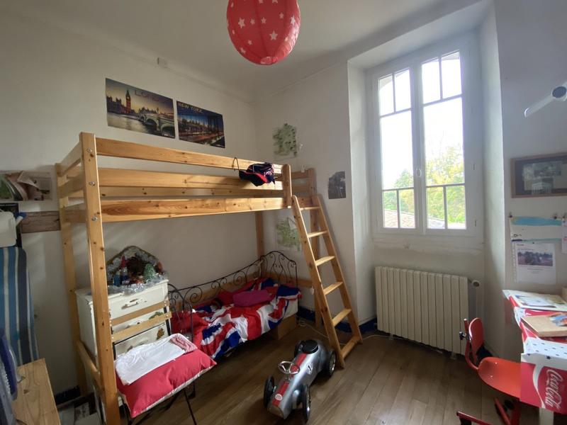 Maison - 350 m² - 11 pièces