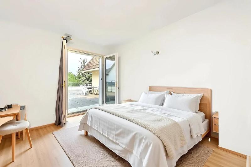 Appartement - 163 m² - 6 pièces