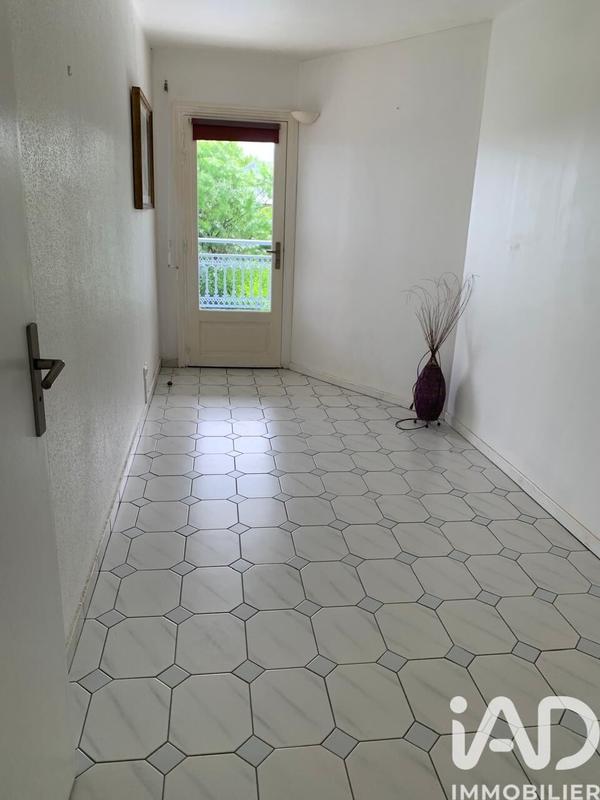 Appartement - 82 m² - 3 pièces