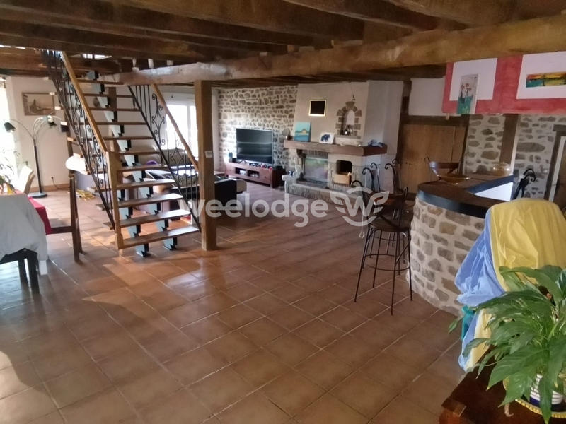 Maison - 283 m² - 9 pièces