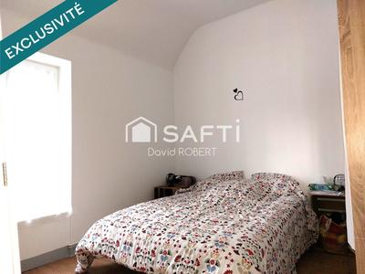 Maison - 98 m² - 5 pièces