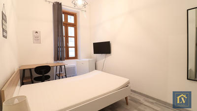 Appartement - 84 m² - 5 pièces