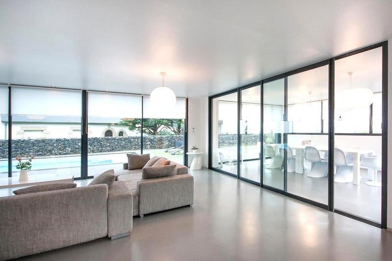 Maison contemporaine - 200 m² - 6 pièces