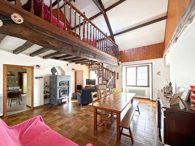 Maison de village - 152 m² - 9 pièces
