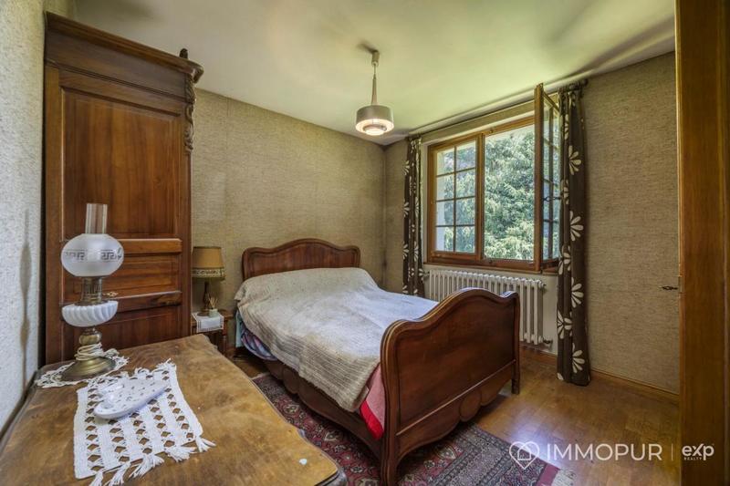 Propriété - 200 m² - 12 pièces