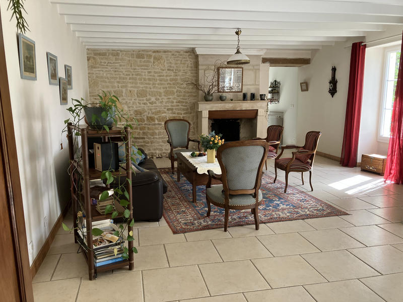 Maison - 198 m² - 8 pièces