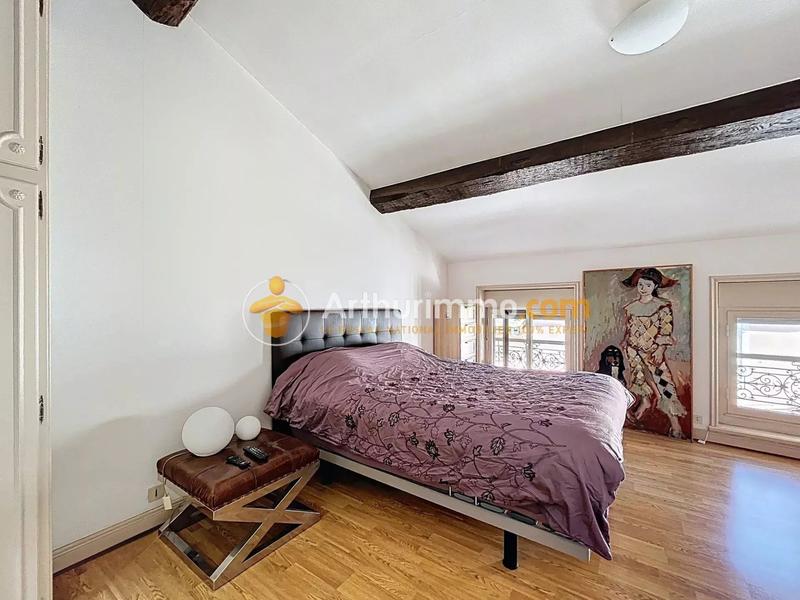 Appartement - 185 m² - 4 pièces