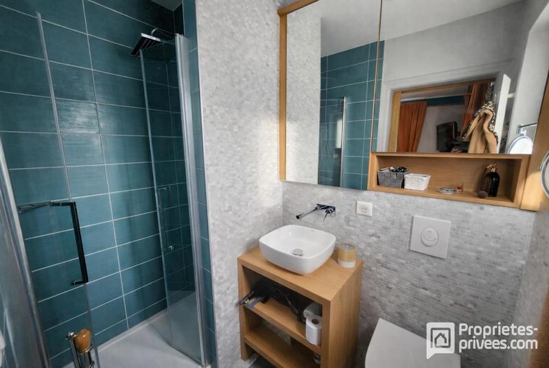 Maison - 184 m² - 9 pièces