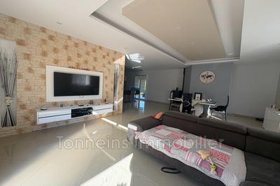 Maison - 104 m² - 5 pièces