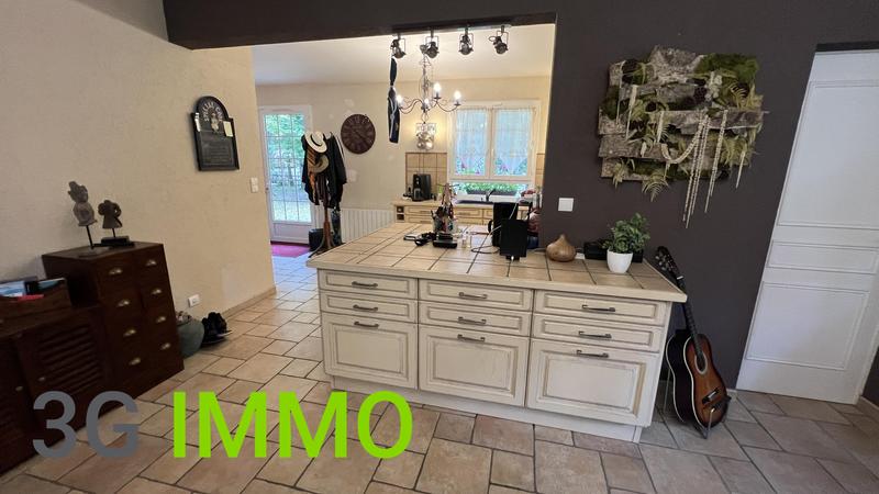 Maison - 142 m² - 6 pièces