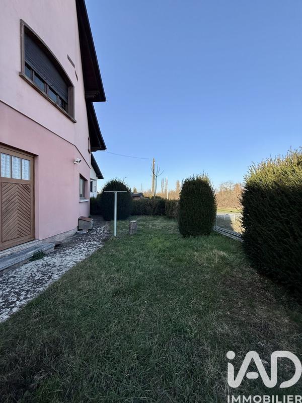 Maison - 210 m² - 8 pièces