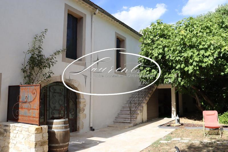 Mas - 397 m² - 14 pièces