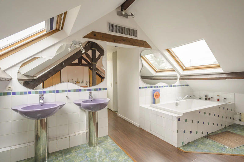 Maison - 170 m² - 6 pièces