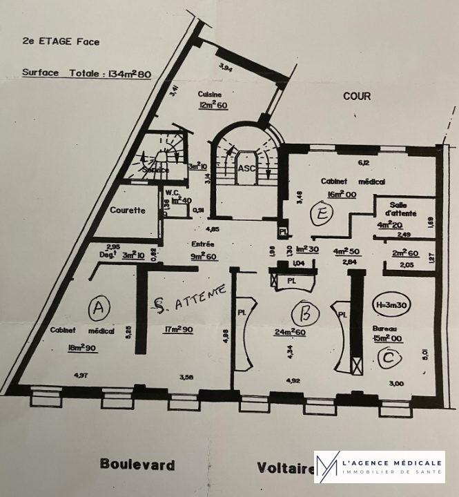 Appartement - 135 m² - 5 pièces