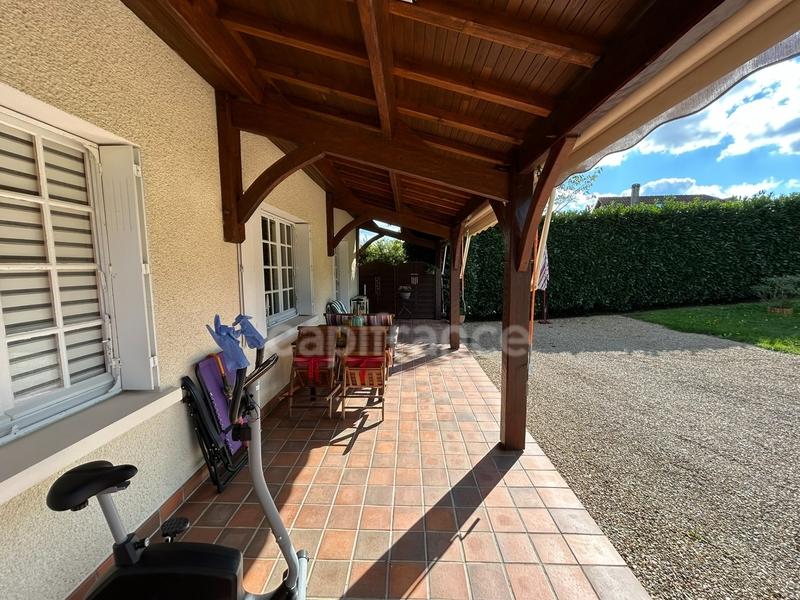 Maison - 170 m² - 6 pièces