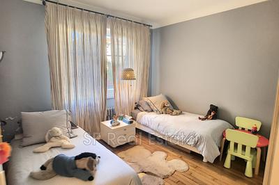 Appartement - 77 m² - 3 pièces