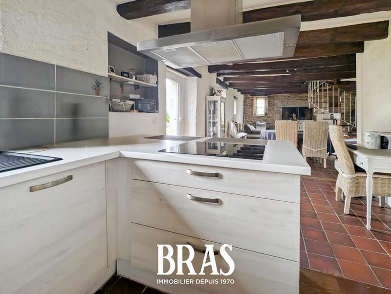 Maison - 110 m² - 6 pièces