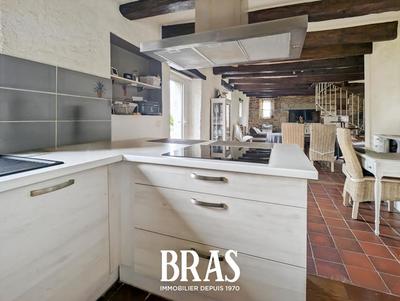 Maison - 110 m² - 6 pièces