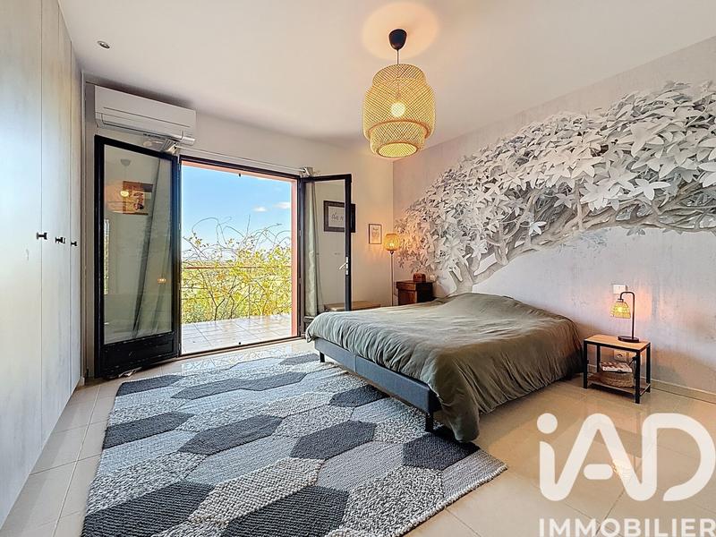 Maison - 185 m² - 7 pièces