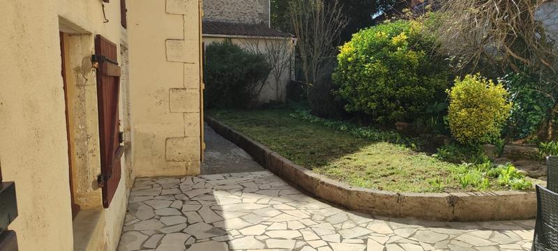 Maison - 92 m² - 5 pièces